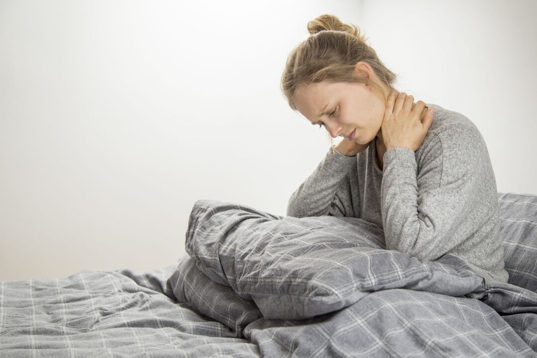 Moteris su gimdos kaklelio osteochondrozės simptomais